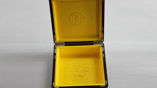 Gift box 4